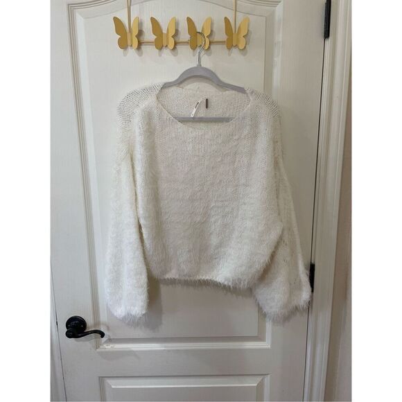 NWOT Free People Flurry Pullover Sweater Size Medium - Picture 3 of 9
